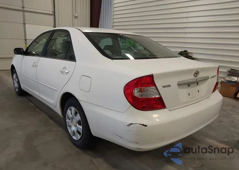 2003 Toyota Camry Le z USA, uszkodzony, nr VIN 4T1BE32K73U244263